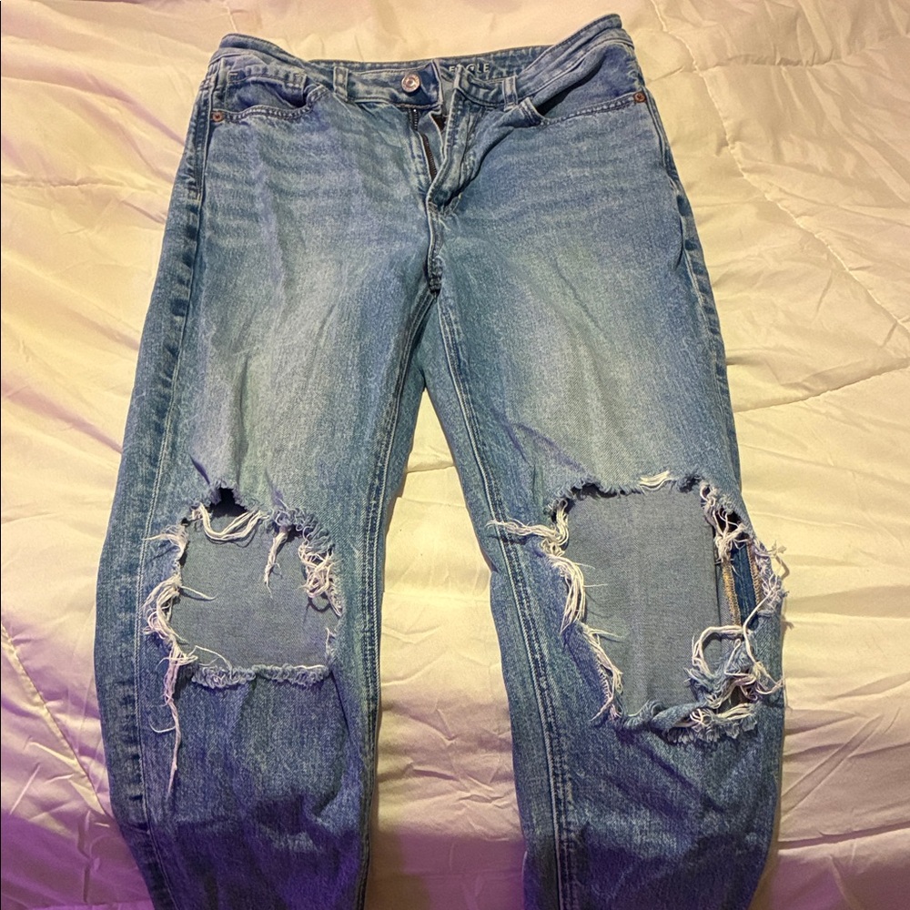 American Eagle Outfitters Light Blue Distressed Boyfriend Jeans